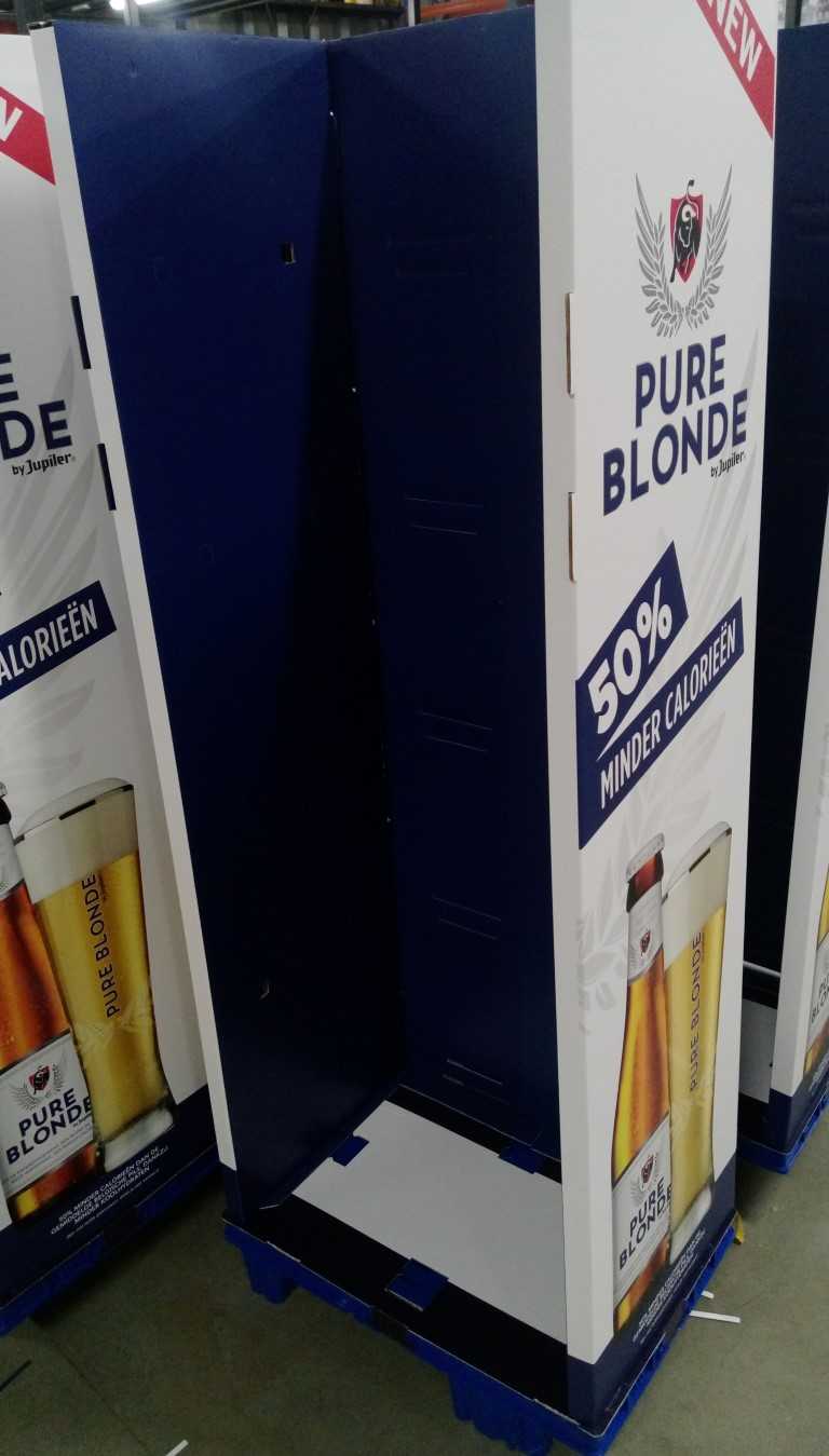 4 Display bouwen Pure Blonde maatwerkbedrijf AMAB